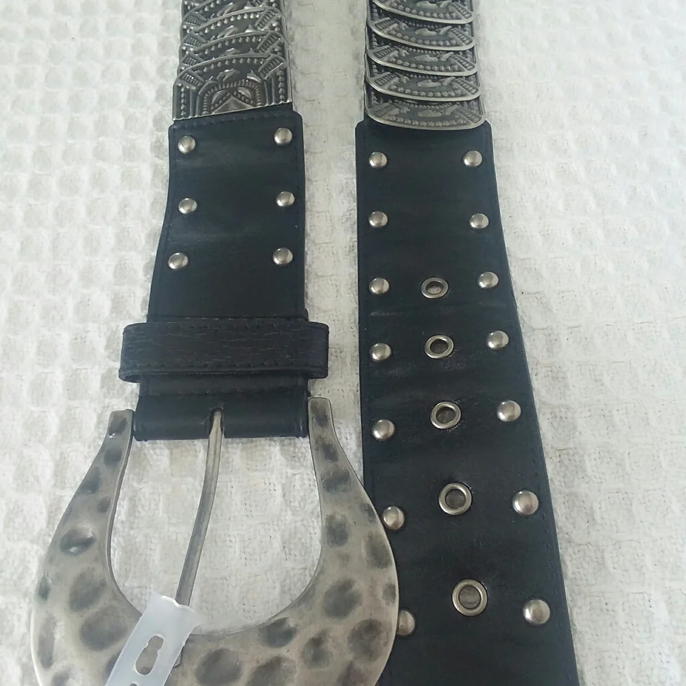 No Boundaries Stretch Faux Leather & Metal Belt NWT